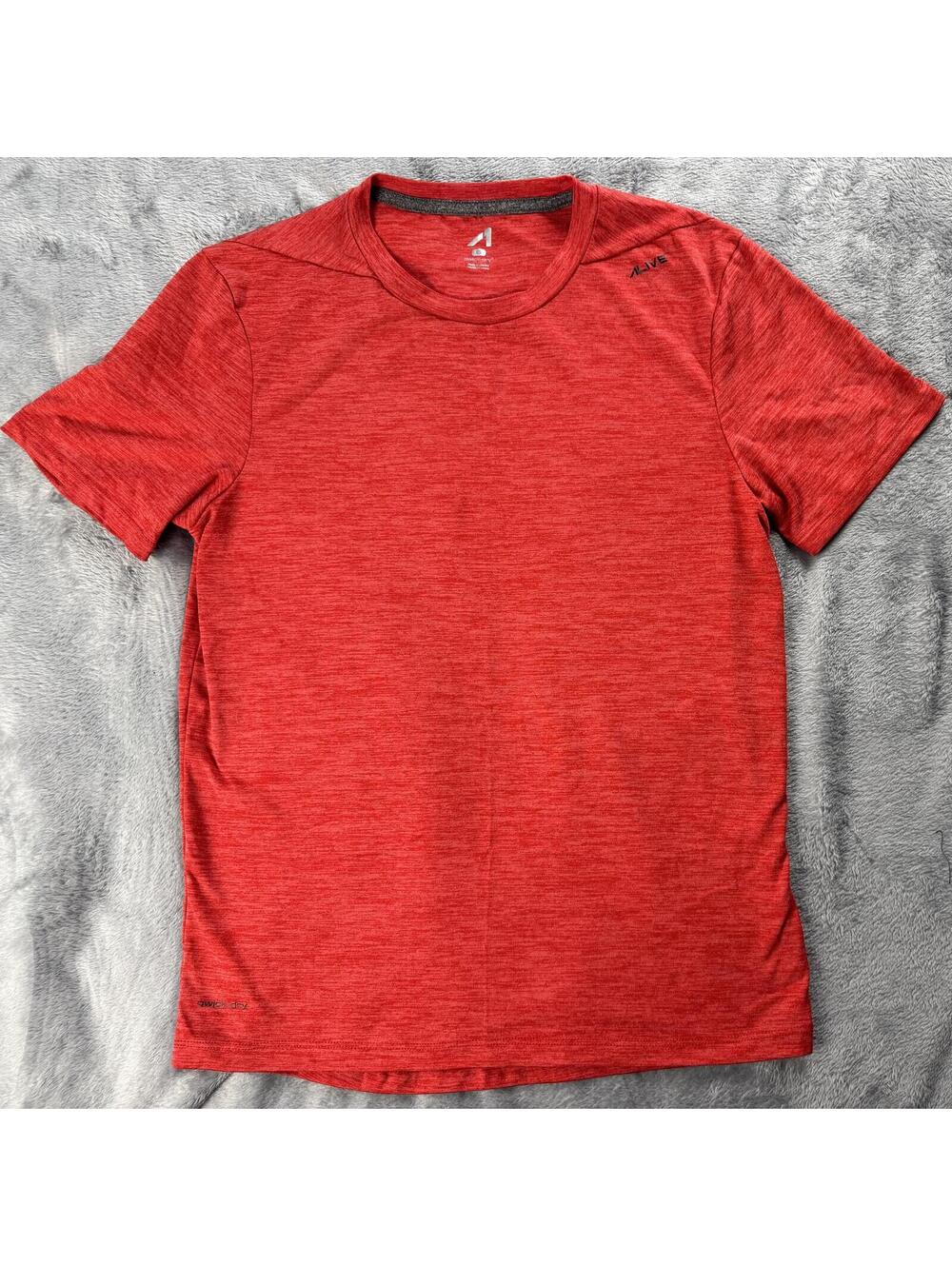 Alive Magnetics Quick Dri Quick-Dri Red Short Sleeve T-Shirt Men's Size Small